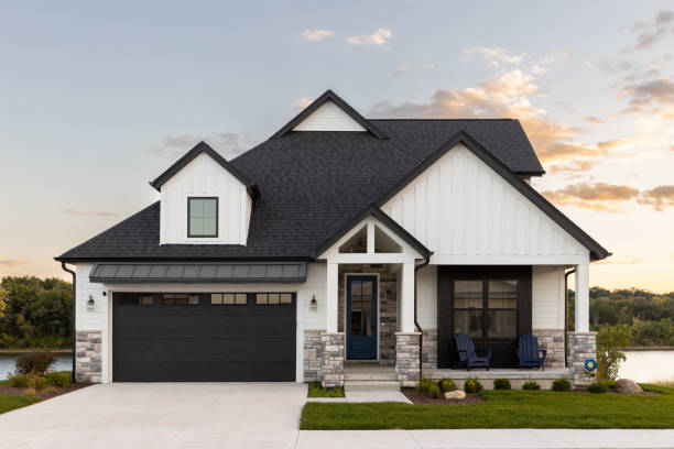 Best Flat Roofing  in Edmore, MI
